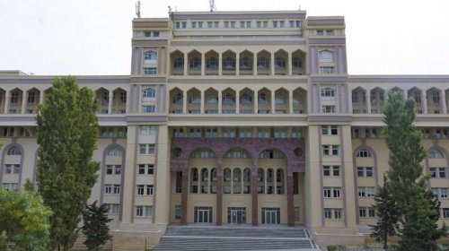 ATU-nun ingil dili təlimi ilə bağlı tenderi ləğv edildi
