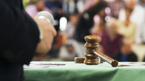 "Azinterservis"in səhmlərinin 30 faizi hərraca çıxarılır