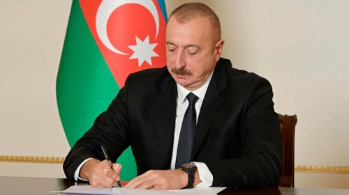 Prezident bu şəxsləri təltif etdi - SƏRƏNCAM
