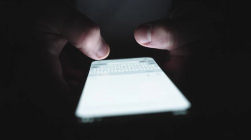 Mesajlaşmada tək hərflik cavablar: Bunu əsla etməyin