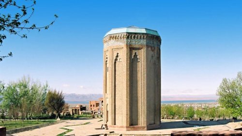 Möminə xatun türbəsi bərpa olunacaq