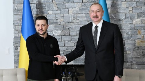 Zelenski İlham Əliyevi təbrik etdi