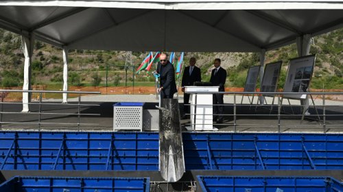 Prezident Laçın kanat yolunun təməlini qoyudu - YENİLƏNİB