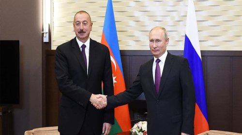 Vladimir Putin Prezident İlham Əliyevi təbrik etdi