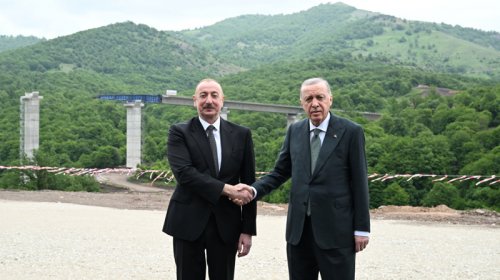 Prezidentlər Kəlbəcər-Laçın avtomobil yolunda görülən işlərlə tanış oldu - FOTO