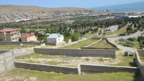 Bakıda 1 sotu 700 min manata torpaq satılır - VİDEO