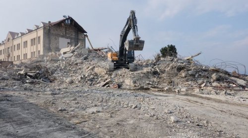 Xankəndi, Xocalı və Ağdərədə qanunsuz tikililər sökülür