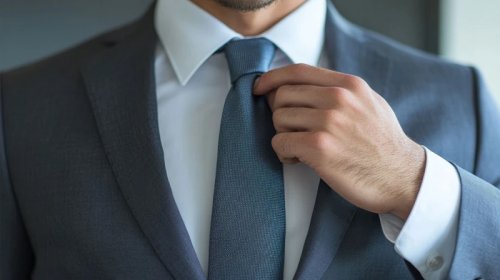 Əgər beyin sağlamlığınız vacibdirsə, qalstuk taxarkən iki dəfə düşünün!