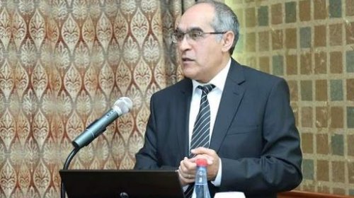 Bakıda kollec direktoru vəzifəsindən getdi