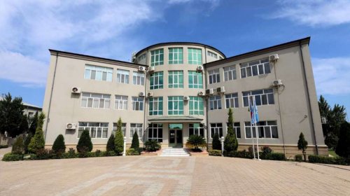 "Azərterminalkompleks"ə məxsus “Nissam Maxima” 1536 manata satıldı