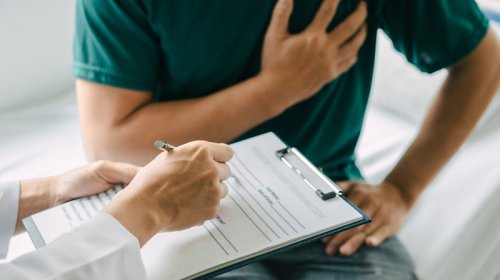Həkim gənc yaşda infarkt riskini artıran pəhrizi açıqladı