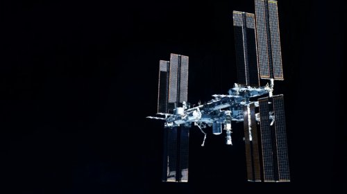 Ticarəti Kosmik Stansiyalar dövrü rəsmən başlayır