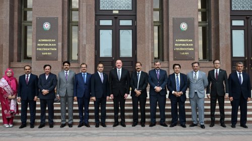 Prezident Pakistan Milli Assambleyasının sədrini qəbul etdi - FOTO