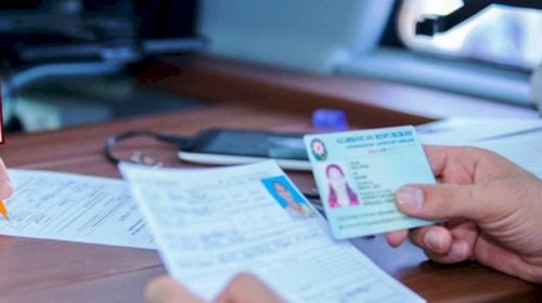 Bu il neçə nəfər adını dəyişdirib?