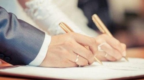 Azərbaycanda neçə nikah müqaviləsi bağlanıb?