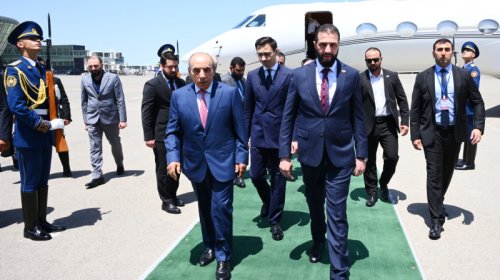 Suriya Prezidenti Azərbaycana gəldi - YENİLƏNİB
