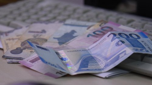 Azərbaycanda problemli kreditlər bir ayda 19 milyon manat artıb