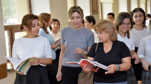 Pedaqoji ixtisaslar ləğv edilir: Ucqar kəndlərdə müəllim çatışmazlığı olmayacaq?