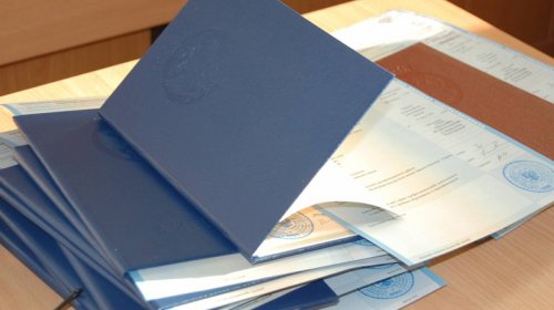 Ötən ay xaricdə təhsil alan neçə şəxsin diplomu tanınmayıb?