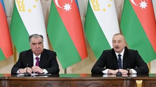 Emoməli Rəhmon İlham Əliyevə məktub göndərdi
