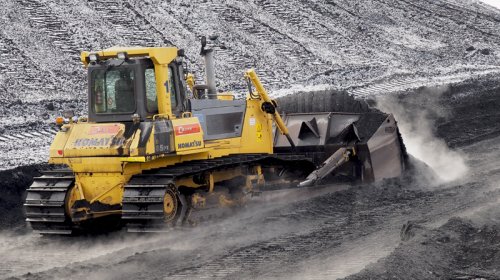 Dövlət qurumu 2,5 milyonluq buldozer alır