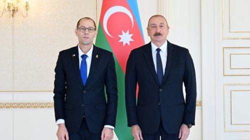 Prezident İsrailin yeni səfirinin etimadnaməsini qəbul etdi - FOTO