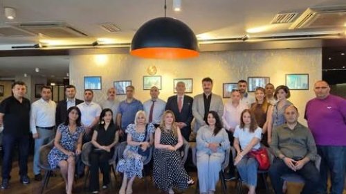 Bakı KTM-in təşkilatçılığı Azərbaycan media nümayəndələri ilə görüş keçirildi - FOTO
