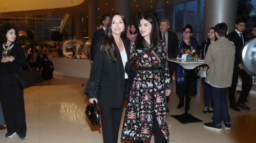 Saida Mirziyoyeva Mehriban Əliyevanı təbrik etdi
