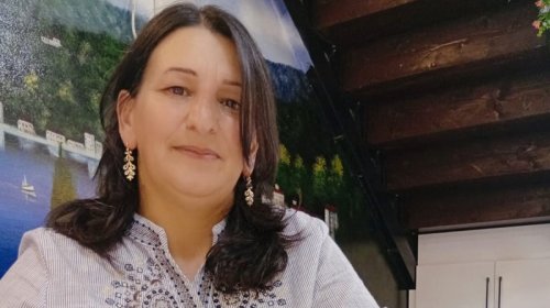 43 yaşında 9-cu sinif məzunu oldu - Şəhla Mirzəyevanın uğur hekayəsi