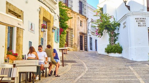 İspaniyanın yeni siqaret qanunları turistlər üçün böyük dəyişikliklərə səbəb ola bilər