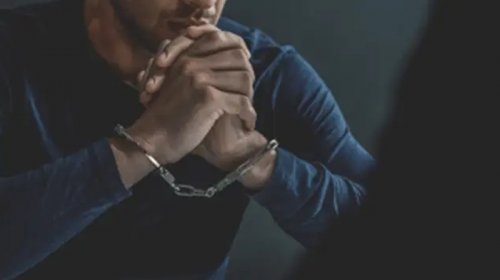 İcra başçısının sabiq müavini dələduzluqda ittiham olunur