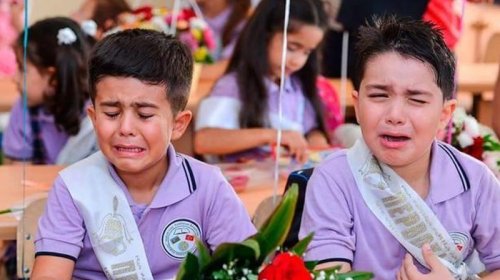 Birincilərin ilk dərs günü həyacanı...