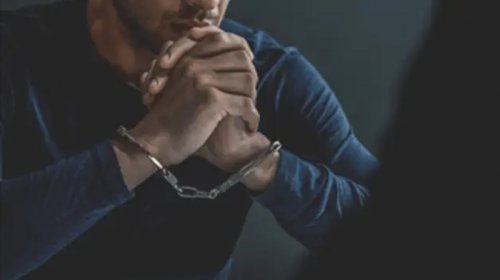 ABŞ səfirliyinin azərbaycanlı əməkdaşı yarım milyondan çox pulu necə ələ keçirib? - FAKTLAR