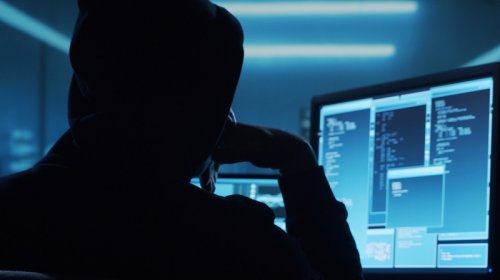 Polşa rus hakerləri xəstəxanalara və su təchizatı sistemlərinə hecumda ittiham edir