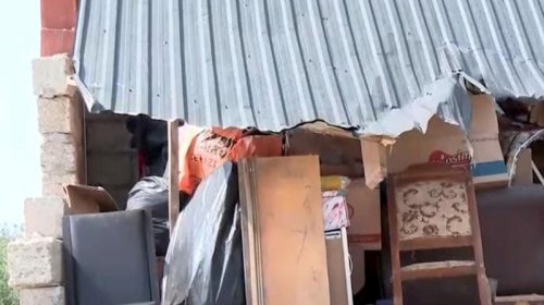 İcra hakimiyyəti içərisində yaşayış olan 10-dan çox evi söküb - VİDEO