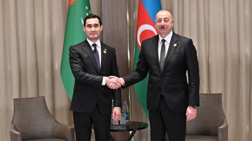 İlham Əliyev Türkmənistan Prezidentini təbrik etdi