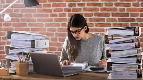 Karyerada edə biləcəyiniz ən böyük səhv: Həddindən artıq işləməkdir?