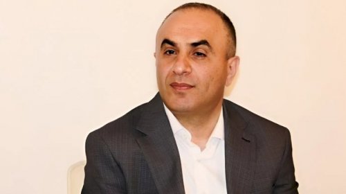 Rektor əvəzi işdən çıxdı