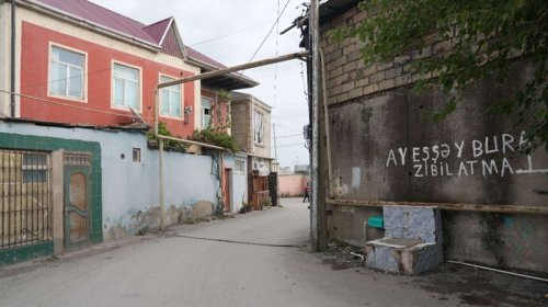 "Dərnəgül" bazarının arxasında evlər sökülür - Nə qədər pul veriləcək?
