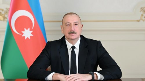 İlham Əliyev həmkarlarını təbrik etdi
