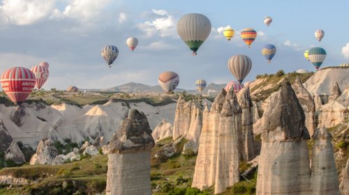Kapadokyanın Ortahisar kəndi 2025-ci ildə dünyanın ən gözəl kəndləri siyahısına daxil edildi
