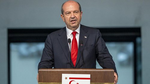 Ersin Tatar Azərbaycana gəldi