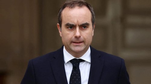 Makron onu yenidən baş nazir təyin etdi