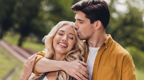 Kişi və qadın arasında ideal boy fərqi 14 santimetr hesab olunur