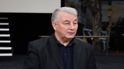 Əməkdar artist işdən çıxarıldı