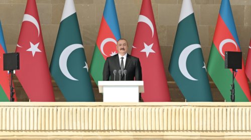 Prezident: Hərbi paradda Türkiyə hərbçilərinin iştirakı bizim birliyimizin növbəti təzahürüdür