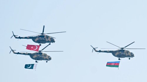 Zəfər paradı gələcəyin inkişaf konsepsiyasını müəyyənləşdirir - RƏY