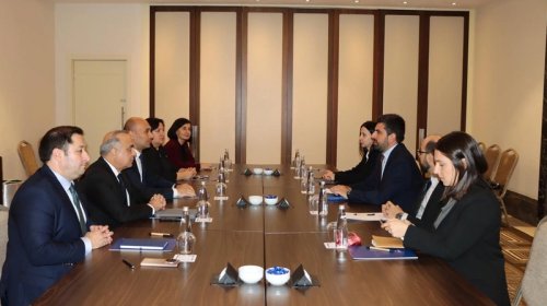 Azərbaycan və Ermənistan parlament nümayəndə heyətləri arasında görüş oldu