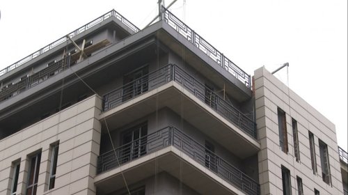 Doqquz ildir evlərinin yerində bina tikiləcəyi deyilir… - VİDEO