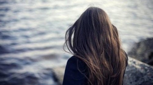 Bakıda itkin düşmüş 17 yaşlı qız tapılıb